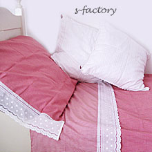 Prachtige nachtkleding van Lot & Binc (Dromelot).